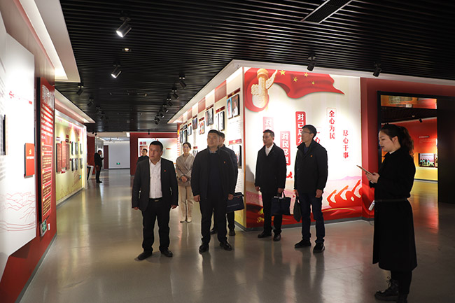四家苏垦驻射单位赴县纪委监委开展企地廉洁共建活动.jpg